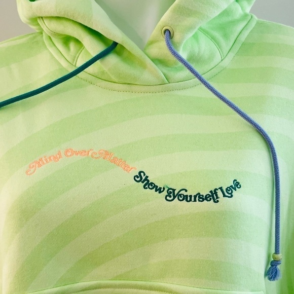 NIKE Mind Over Matter Show Yourself Love Cropped Neon Green Hoodie Size L NEW - Picture 6 of 9